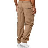 Pantalones cargo holgados para hombre con múltiples bolsillos.