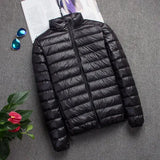 (sólo 50 en promo! entrega 7-20 días hábiles) Campera Ultraliviana Pluma Hombre 56% off