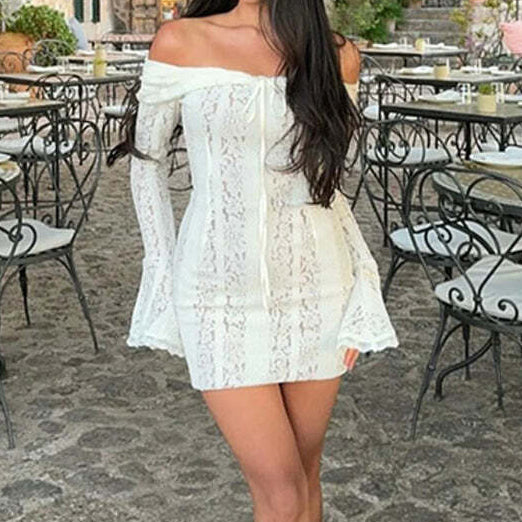 Vestido de Hombros Caidos con cintas y encaje Largo/Corto
