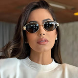 (55% off) Lentes de Sol Ovaladas – Unisex, Metálicas y a la Moda