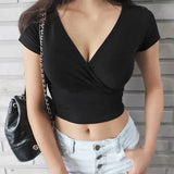 Remera Crop Top Cuello V