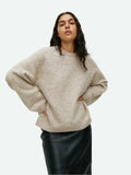 Suéter Oversize - Cuello Redondo y Mangas Farol