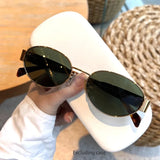 (55% off) Lentes de Sol Ovaladas – Unisex, Metálicas y a la Moda