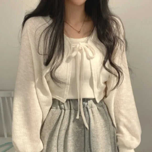 Blusa Tejida Corta con Cintas