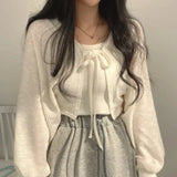 Blusa Tejida Corta con Cintas