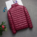 (sólo 50 en promo! entrega 7-20 días hábiles) Campera Ultraliviana Pluma Hombre 56% off