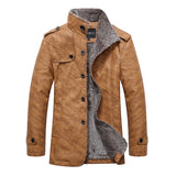 Chaqueta de piel sintética para hombre. Abrigo grueso ajustado de manga larga. Campera con cuello levantado.