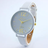 Reloj Pulsera Mujer Dama Grande Simple Sencillo Color Cuero Cuarzo