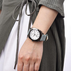 Nuevo Reloj Pulsera Mujer Cuarzo Gris